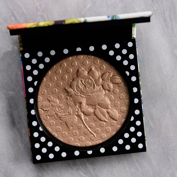 MAC By Richard Quinn Extra Dimension Skinfinish - Day Glow (Limited Edition) - Picture 2 of 3